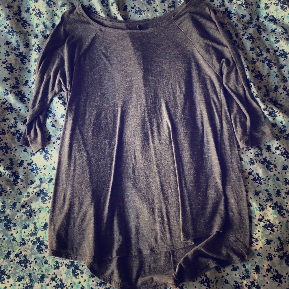 Grey t-shirt